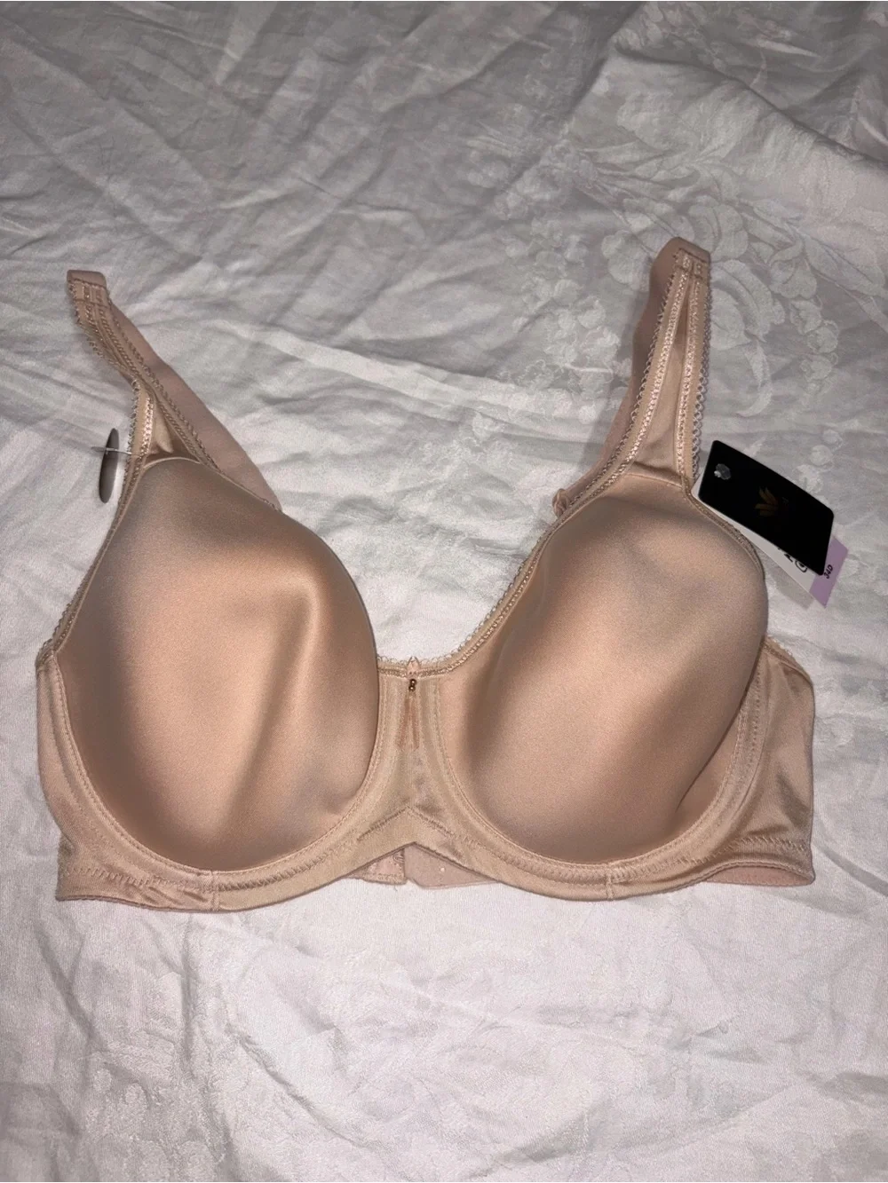 NWT Wacoal Basic Beauty Spacer Underwire T-Shirt Bra, 853192, 34D